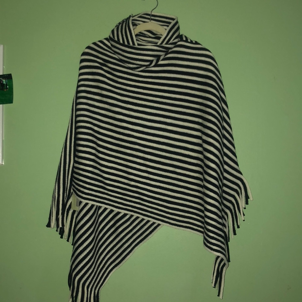 Stripped poncho